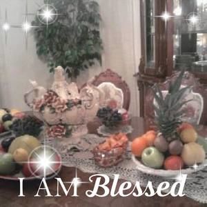 Meet your Posher, Eppie